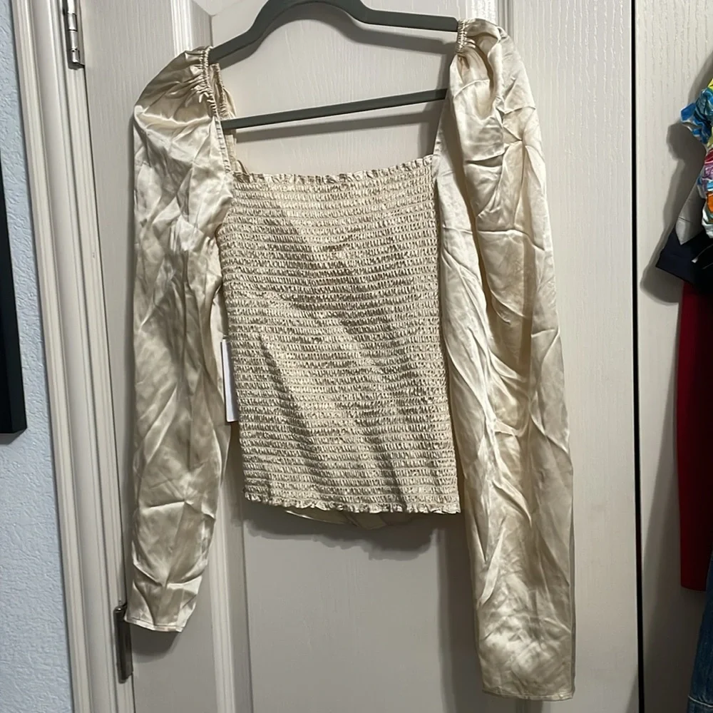 Reformation 100% Silk Roe Puff Sleeve Blouse Top Champagne Gold Minimalist Glam